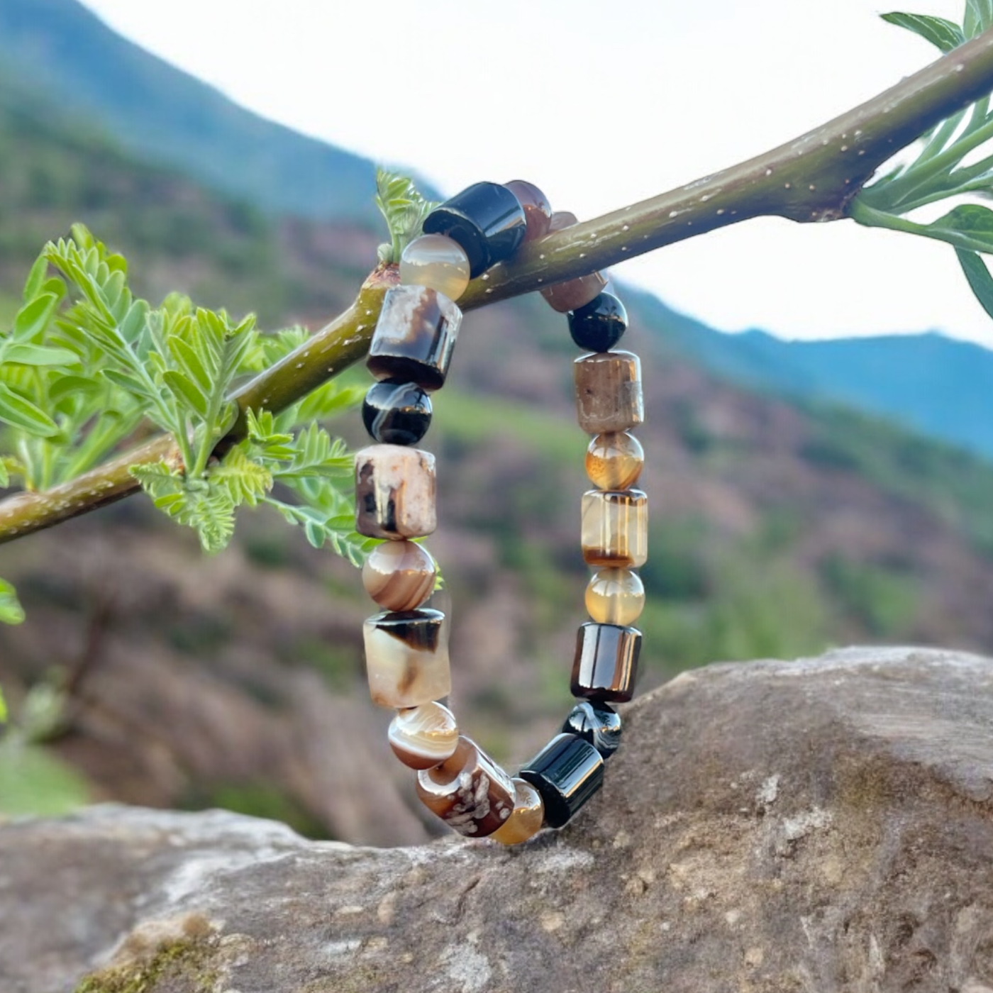 Moody Flower Agate Bracelet